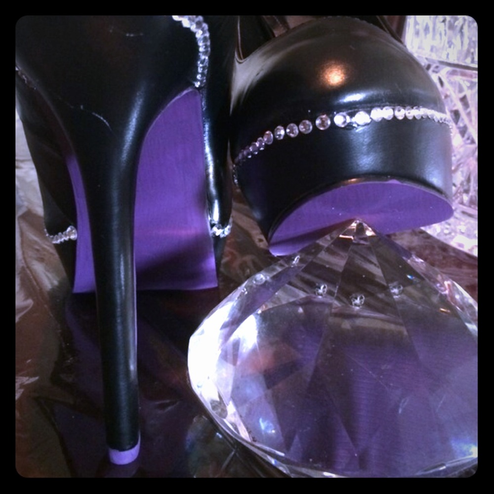 Women’s custom platform shoes